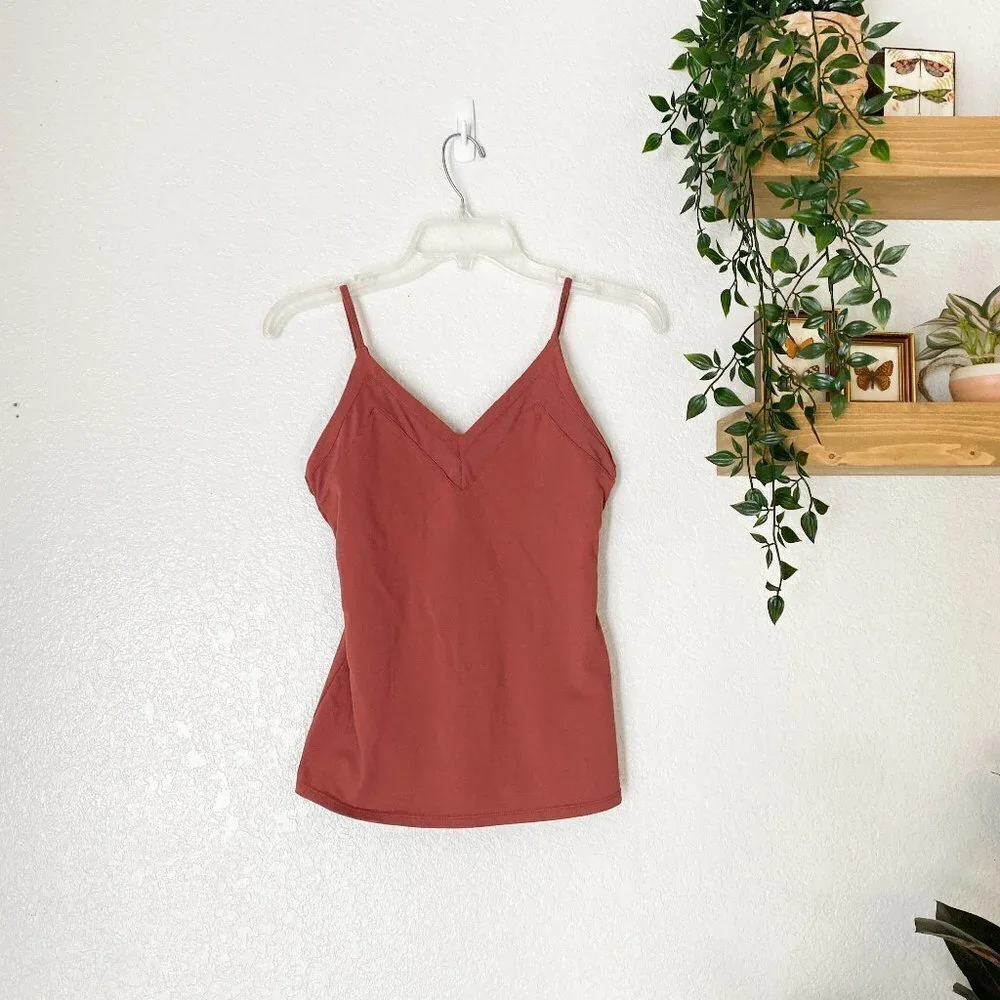 ☀️ ALO YOGA Yoga Workout Tank Top Pink Small Everyday Casual Mauve V Neck Boho